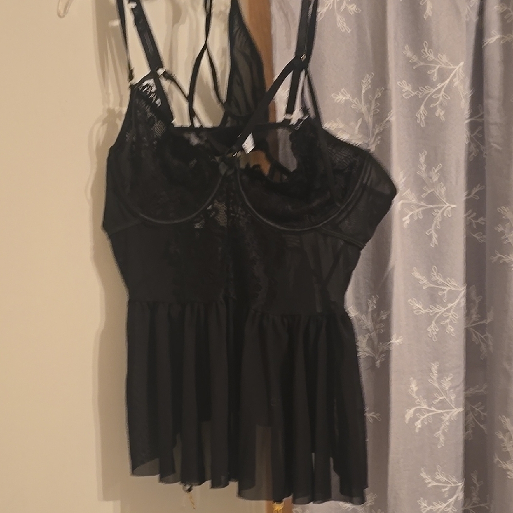 SHEIN Black Lace & Mesh Chemise